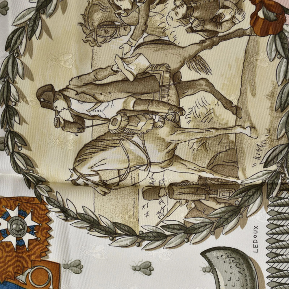 HERMES Authentic Cream Scarf - Picture 8 of 11